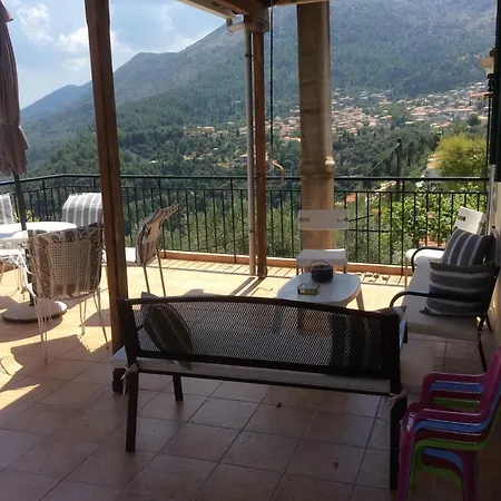 Christos House Hébergement de vacances Kariá